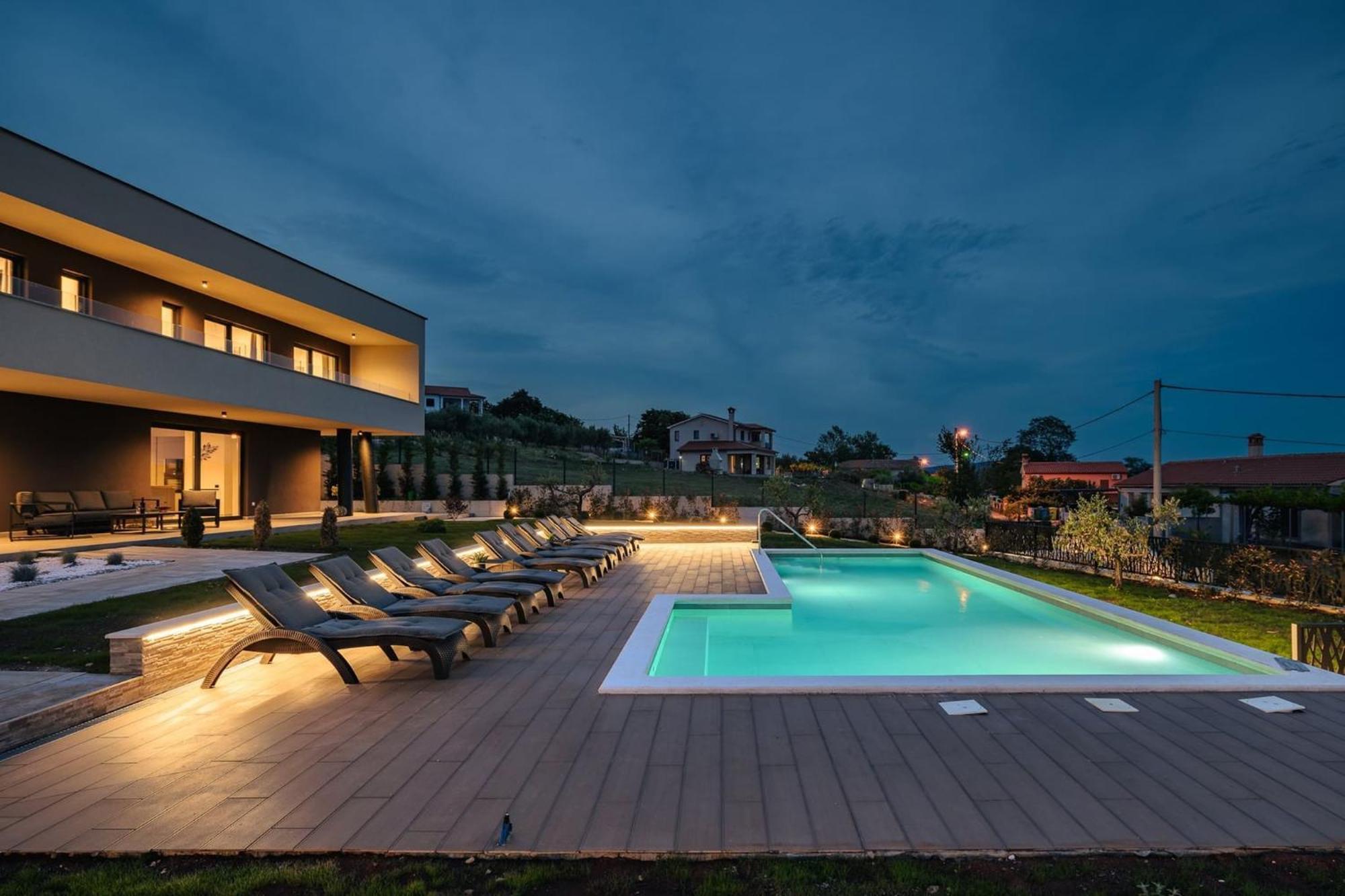 Villa De La Vie With Heated Swimming Pool Raša Εξωτερικό φωτογραφία