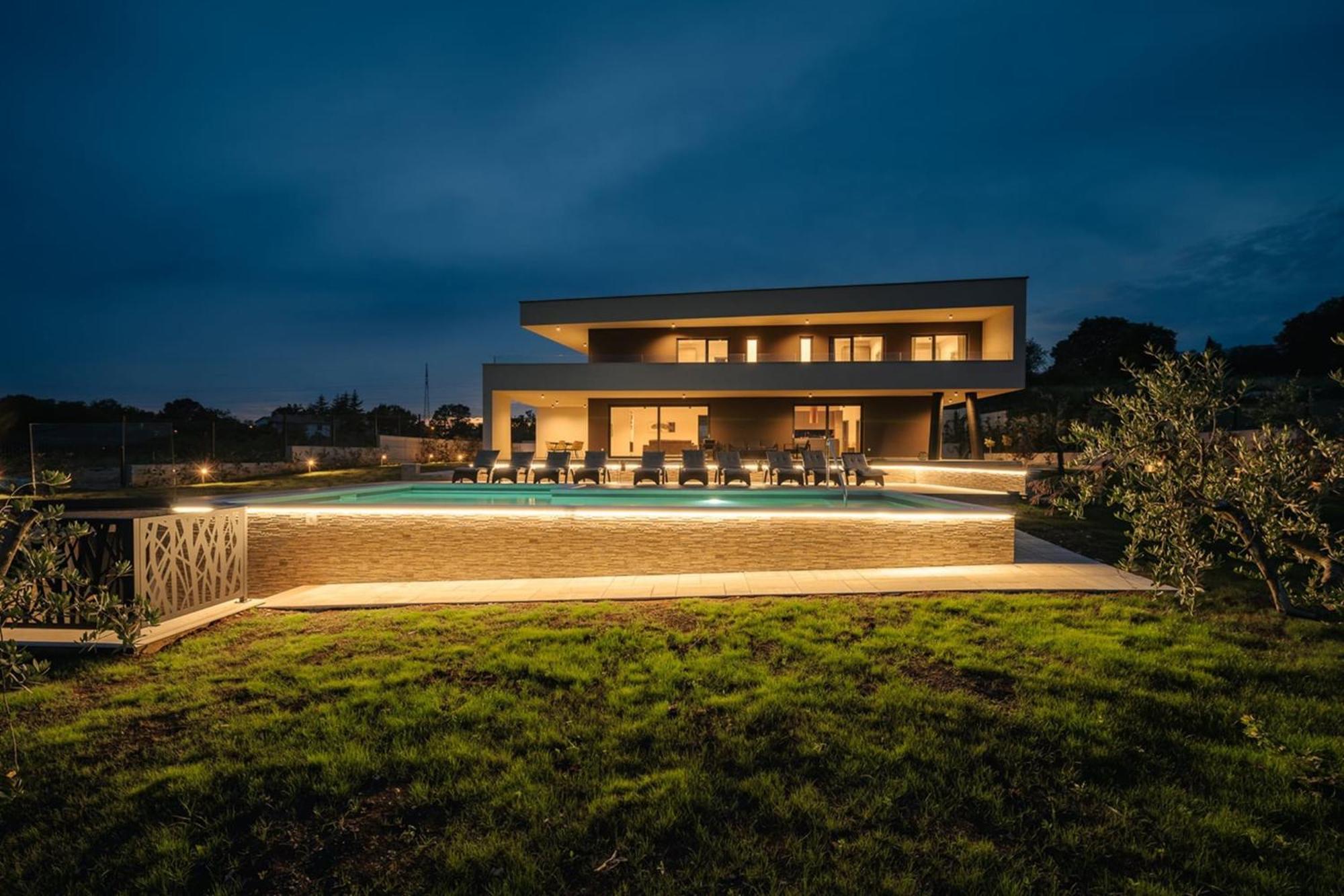 Villa De La Vie With Heated Swimming Pool Raša Εξωτερικό φωτογραφία